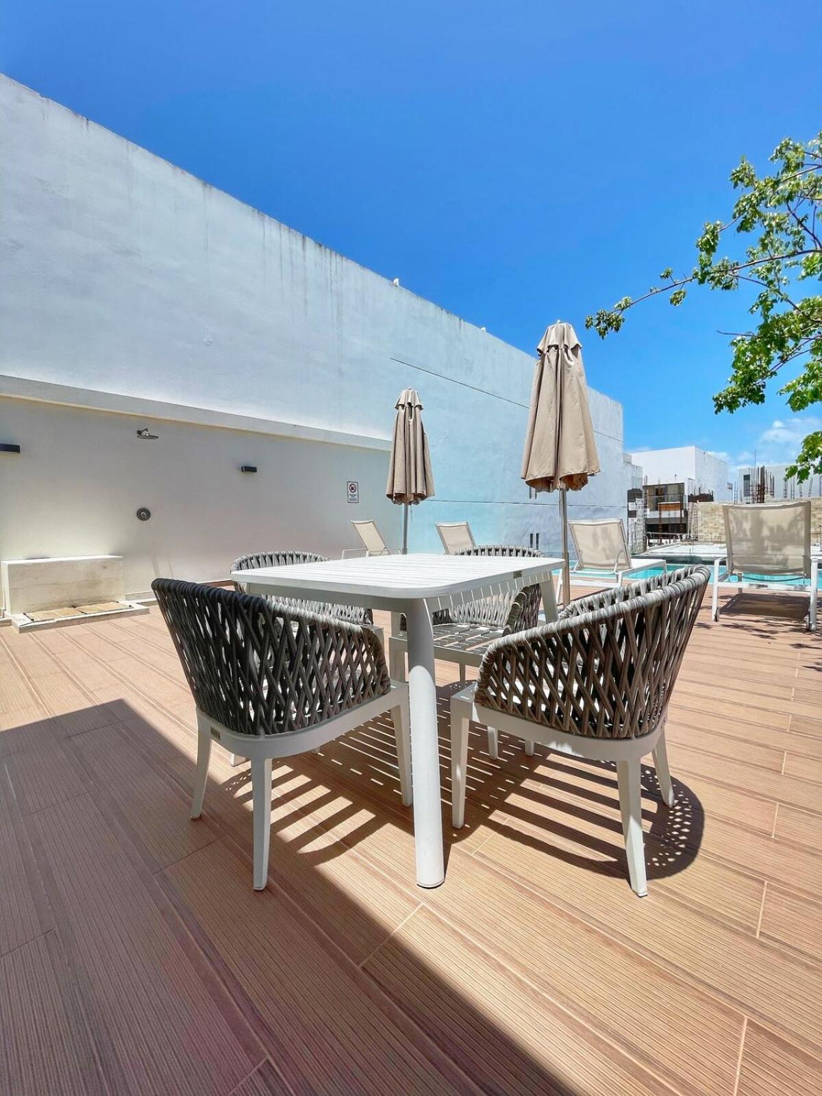 Moderna - King - Piscina - 5ta Av - Playa Apartamento